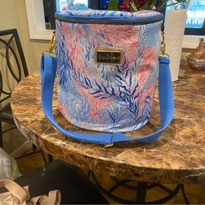Lilly Pulitzer Insulated Beach Cooler Kaleidoscope Coral 10 x 12